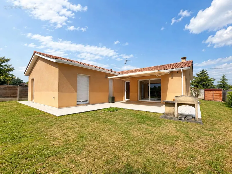 Photo Maison à Virelade au prix de 365 500€