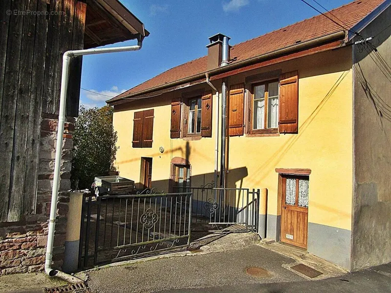 Photo Maison à Vieux-Moulin au prix de 82 000€