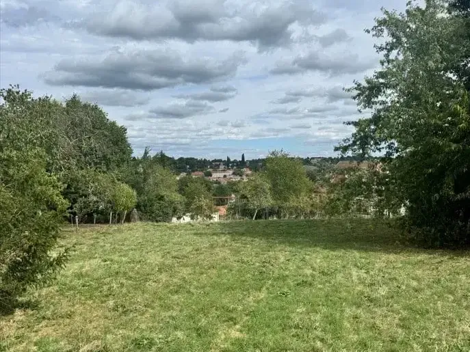 Photo Terrain à Riberac au prix de 27 000€