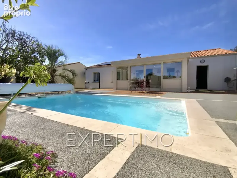 Photo Maison à Longeville-Sur-Mer au prix de 362 000€