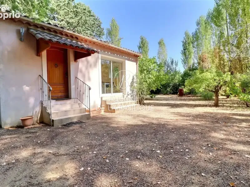 Photo Maison à Saint-Maximin-La-Sainte-Baume au prix de 249 000€
