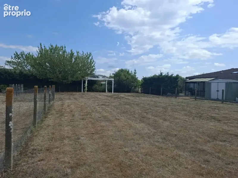Photo Terrain à Grenade-Sur-L'adour au prix de 45 000€