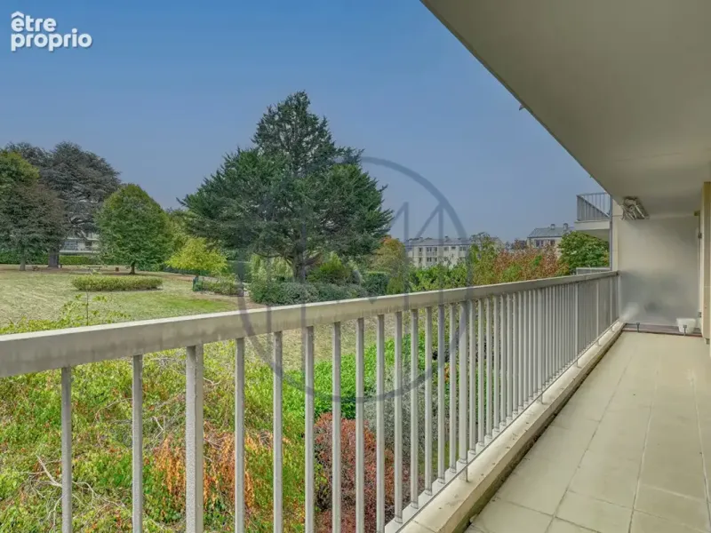 Photo Appartement à Versailles au prix de 666 000€