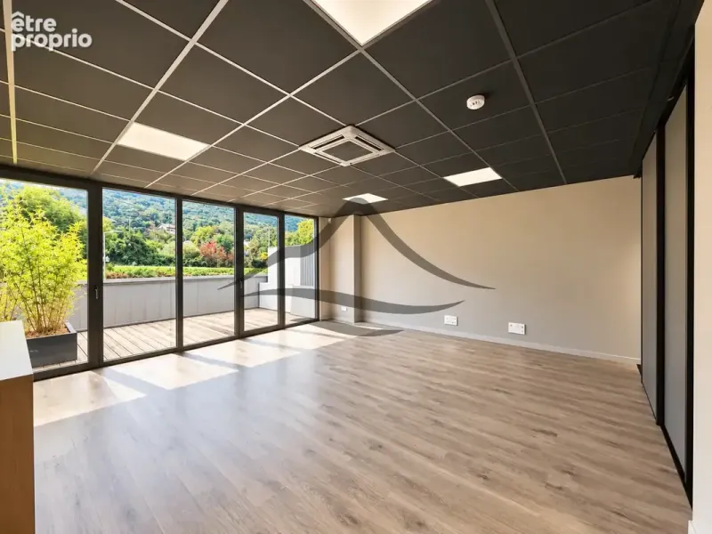 Photo Commerce à Gresy-Sur-Aix au prix de 974 000€