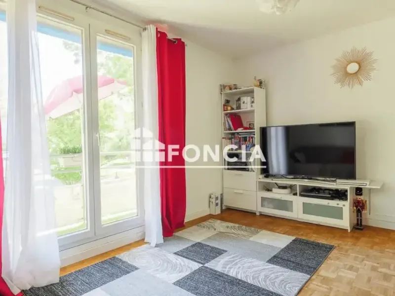 Photo Appartement à Noisy-Le-Grand au prix de 168 000€