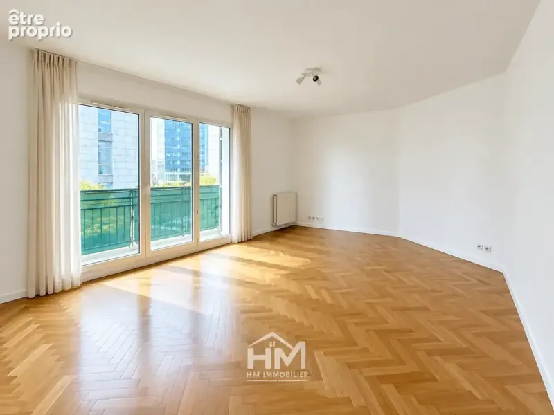 Photo Appartement à Courbevoie au prix de 460 000€