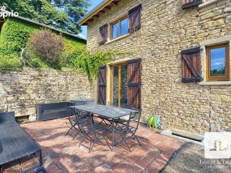 Photo Maison à Theize au prix de 435 000€