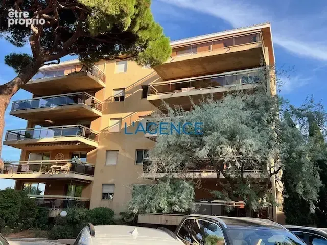 Photo Appartement à Hyeres au prix de 170 000€