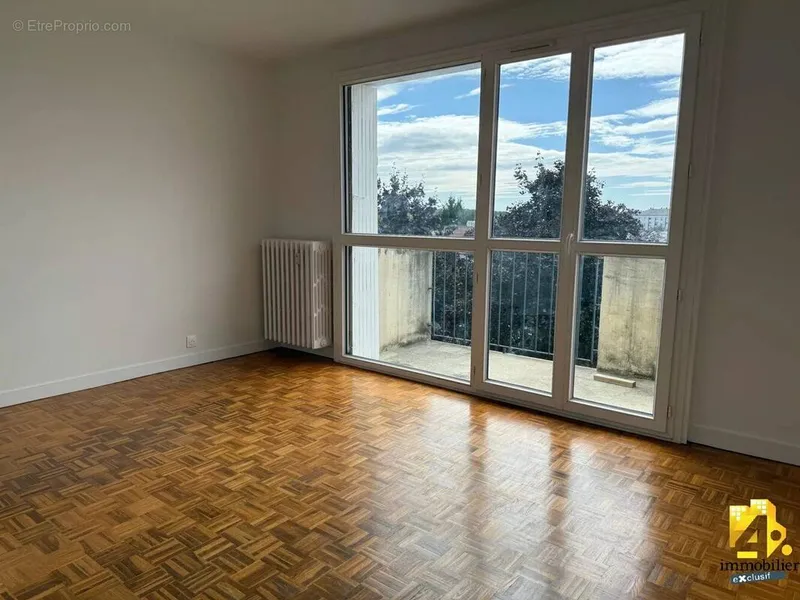 Photo Appartement à Compiegne au prix de 104 800€