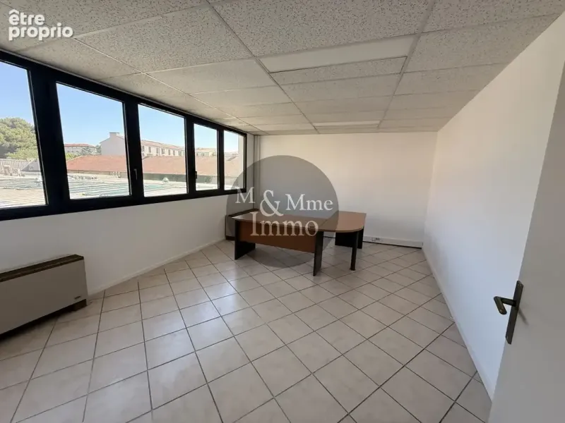 Photo Commerce à Aix-En-Provence au prix de 480 000€