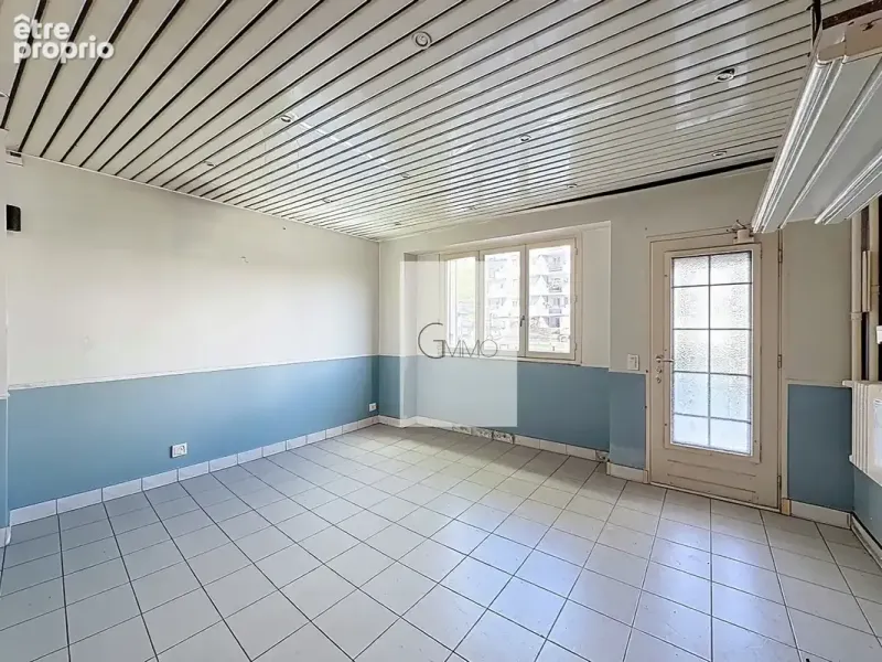 Photo Commerce à Thiais au prix de 131 000€