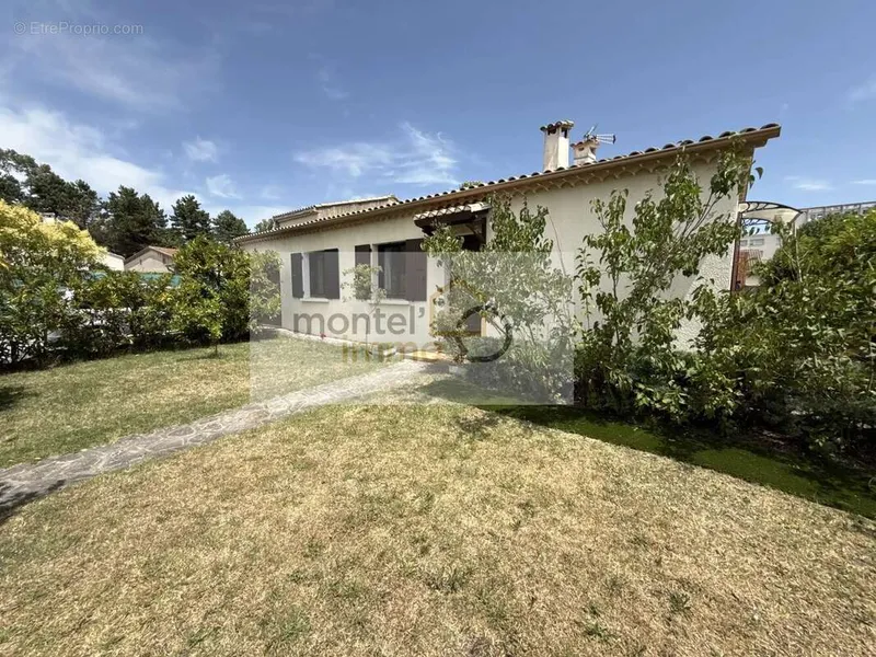 Photo Maison à Montelimar au prix de 193 500€