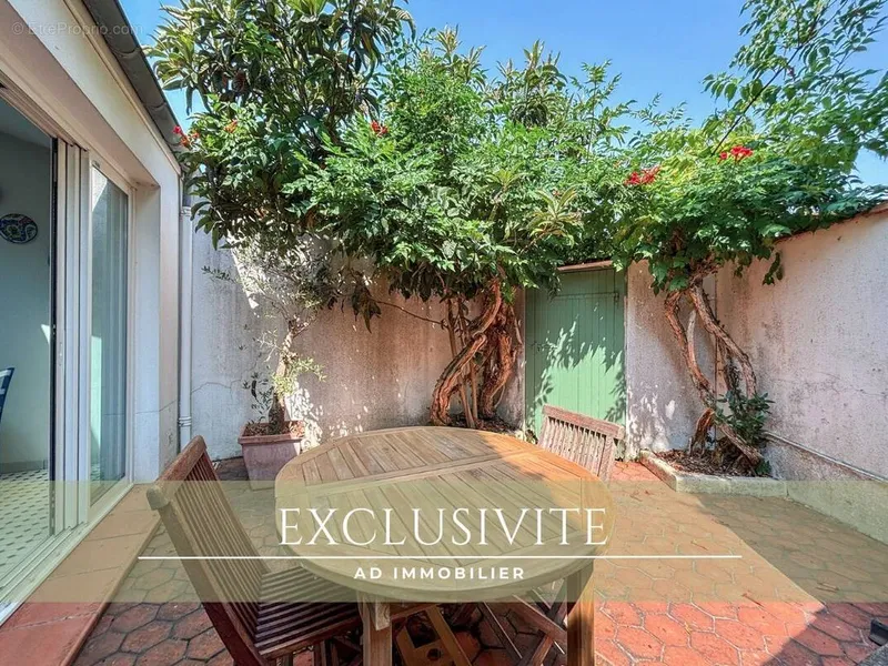 Photo Maison à La Rochelle au prix de 530 000€