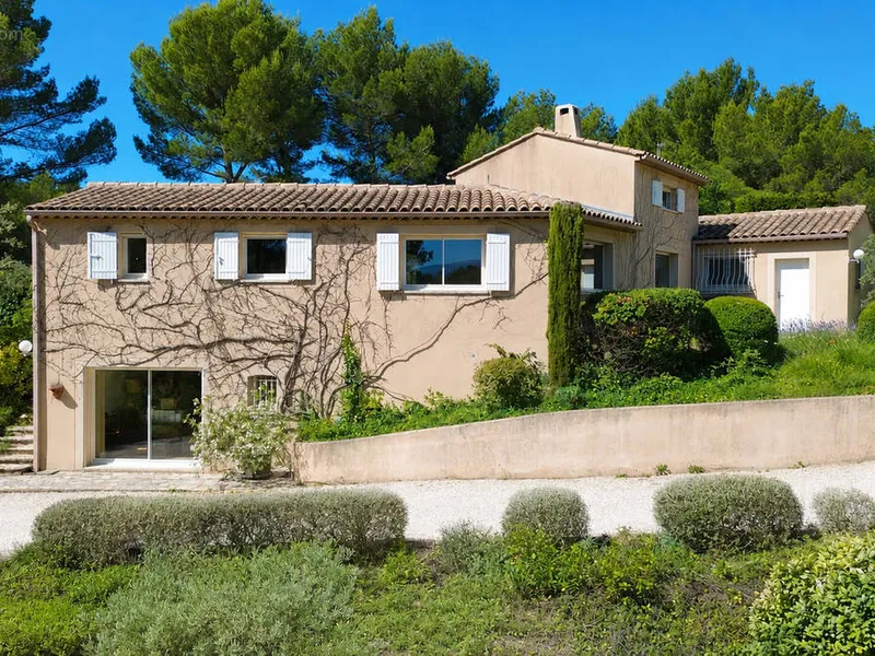 Photo Maison à Pernes-Les-Fontaines au prix de 649 000€