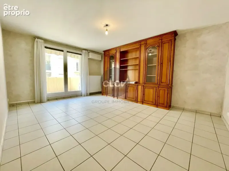 Photo Appartement à Fontaines-Sur-Saone au prix de 279 000€