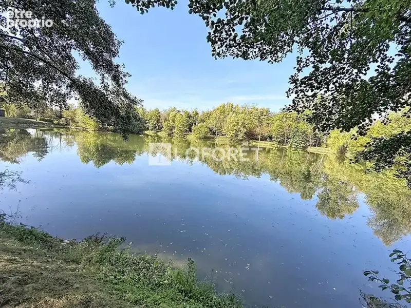 Photo Terrain à Viriat au prix de 250 000€