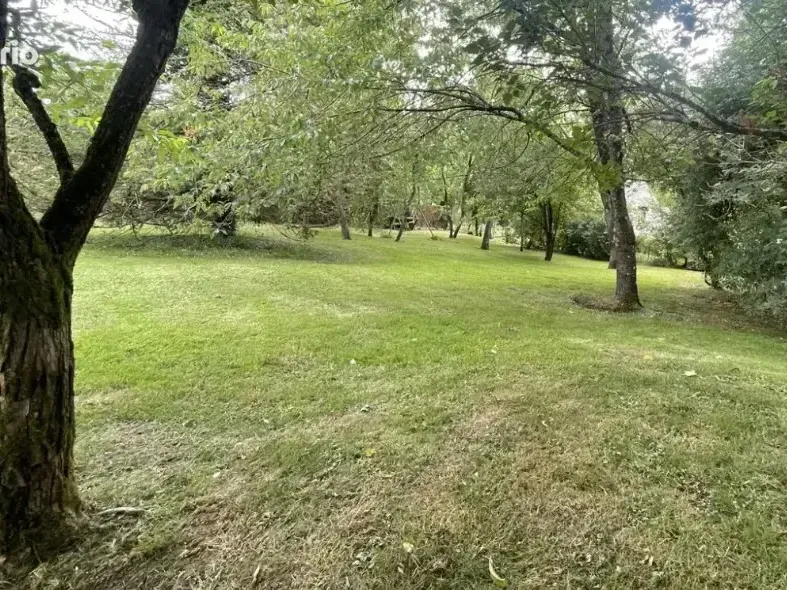 Photo Terrain à Santeny au prix de 399 000€