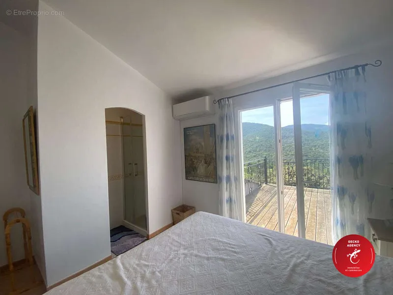 Photo Maison à Roquebrune-Sur-Argens au prix de 595 000€