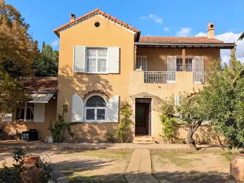 Photo Maison à Montfort-Sur-Argens au prix de 999 000€