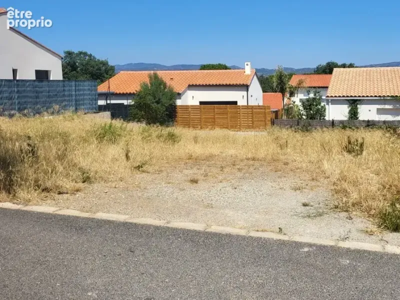 Photo Terrain à Corbere-Les-Cabanes au prix de 55 000€