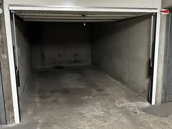 Photo Parking à Caen au prix de 15 000€