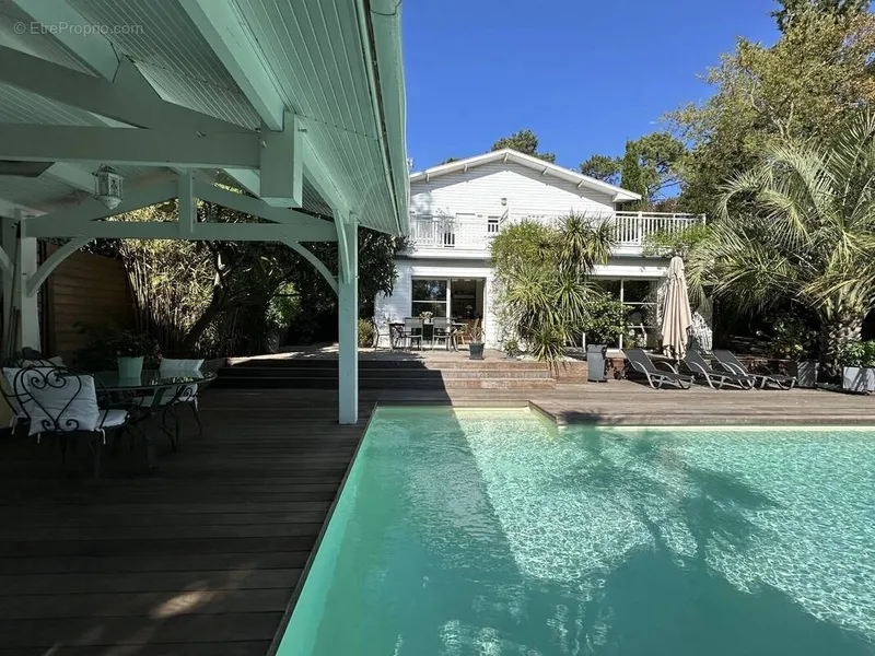 Photo Maison à Le Bouscat au prix de 1 404 000€