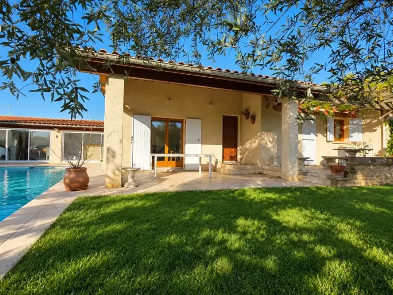 Photo Maison à Malissard au prix de 379 000€