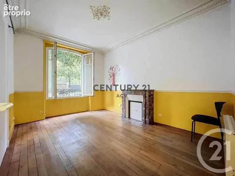 Photo Appartement à Choisy-Le-Roi au prix de 190 000€