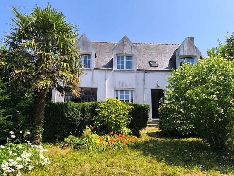 Photo Maison à Guimaec au prix de 349 800€