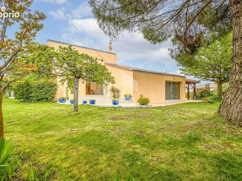 Photo Maison à Niort au prix de 279 000€