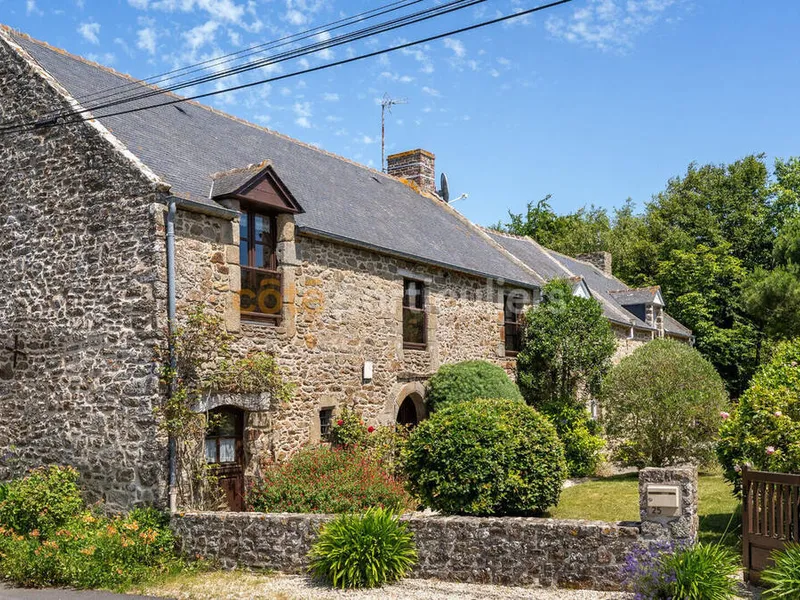 Photo Maison à Saint-Coulomb au prix de 817 400€