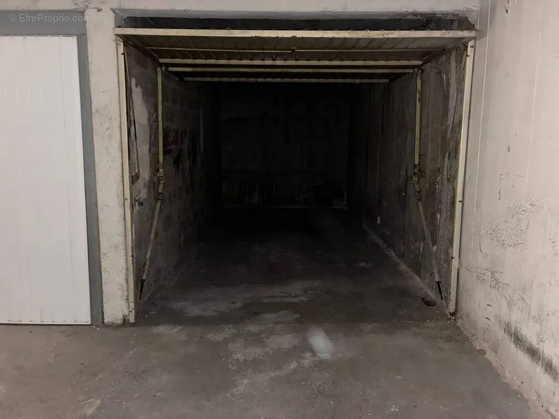 Photo Parking à Levallois-Perret au prix de 25 500€