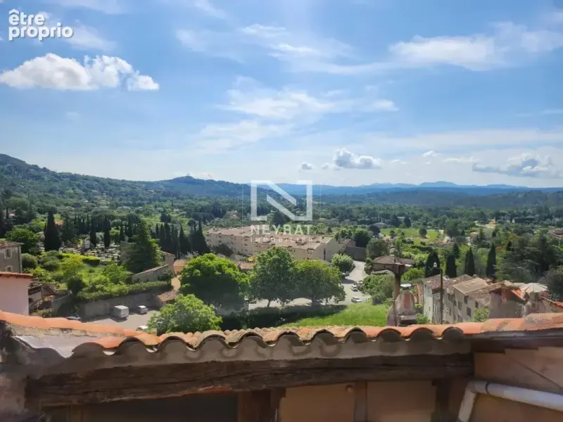 Photo Appartement à Seillans au prix de 136 000€
