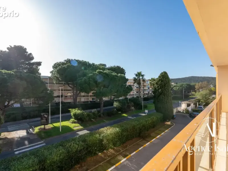 Photo Appartement à Bormes-Les-Mimosas au prix de 147 000€