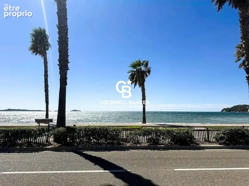 Photo Appartement à Six-Fours-Les-Plages au prix de 379 000€