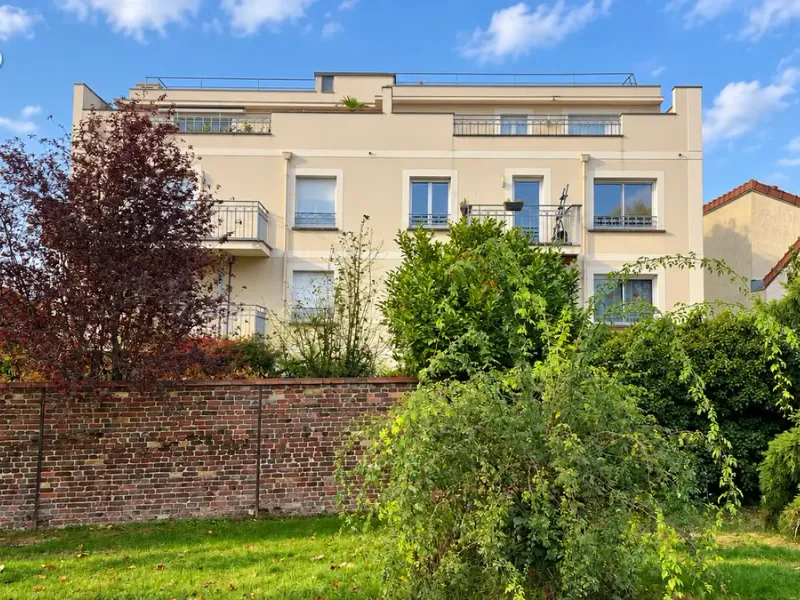 Photo Appartement à Neuilly-Plaisance au prix de 357 000€