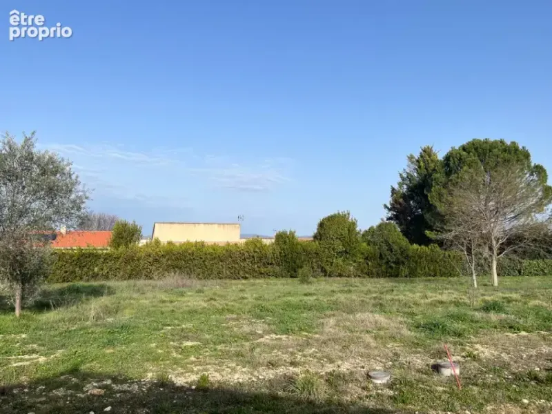 Photo Terrain à Oraison au prix de 125 000€
