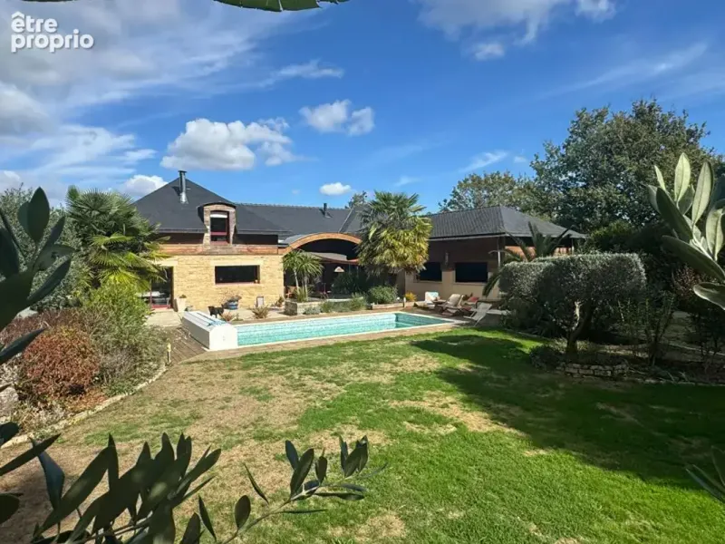 Photo Maison à Plumergat au prix de 848 160€