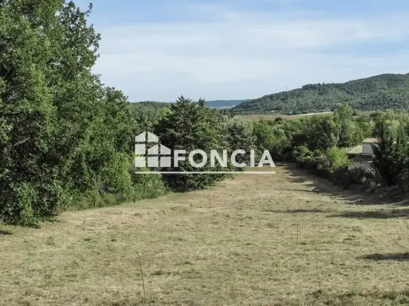 Photo Terrain à Pierrevert au prix de 395 760€