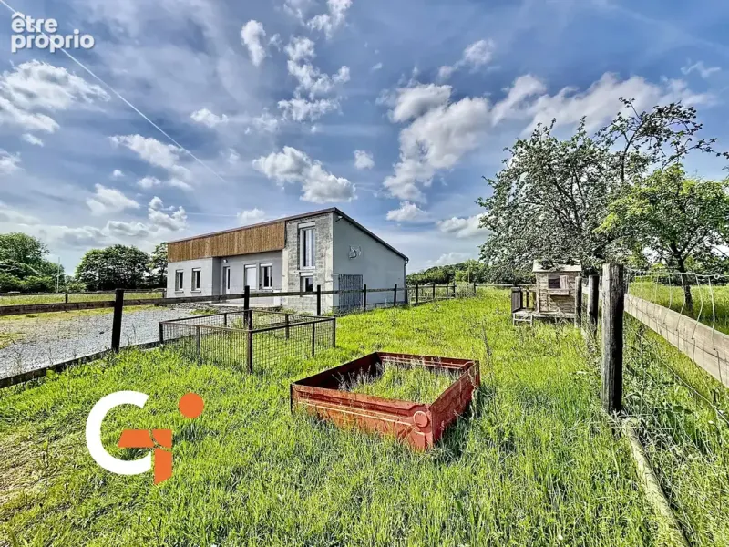 Photo Appartement à Pont-Hebert au prix de 384 800€