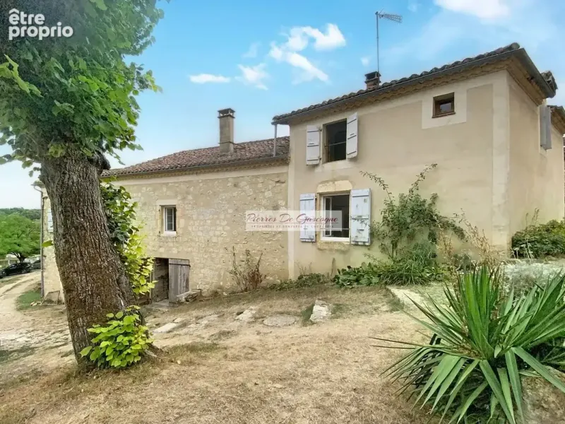 Photo Maison à Castera-Verduzan au prix de 195 000€