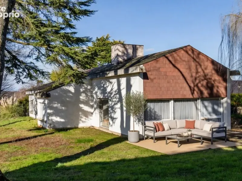 Photo Maison à Saint-Thibault-Des-Vignes au prix de 499 000€