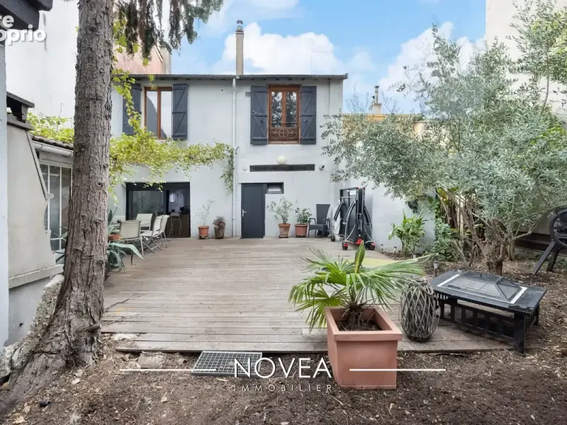 Photo Maison à Pierre-Benite au prix de 395 000€