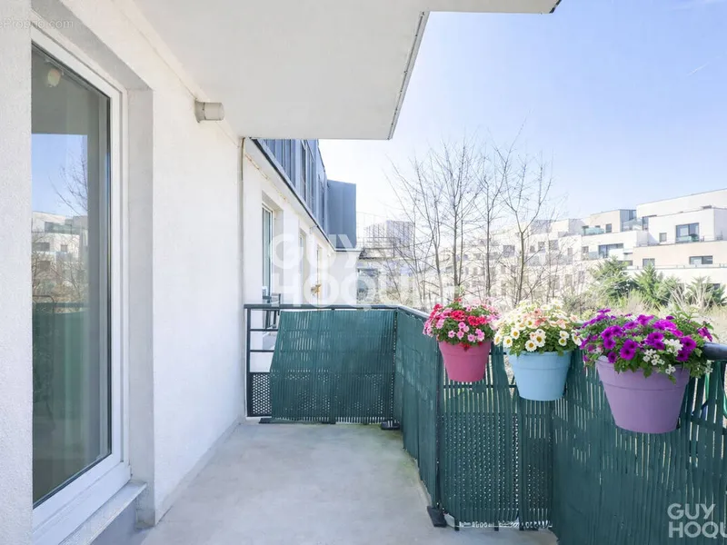 Photo Appartement à Aubervilliers au prix de 177 000€
