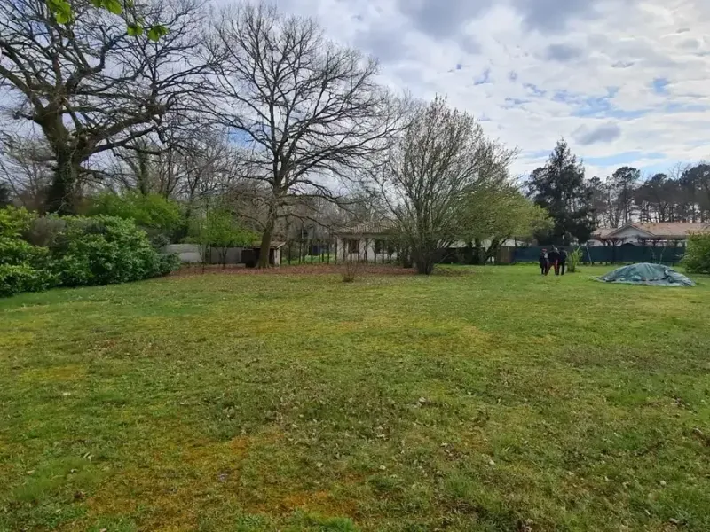 Photo Terrain à Pontenx-Les-Forges au prix de 58 000€