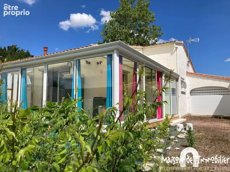 Photo Maison à Barzan au prix de 241 500€