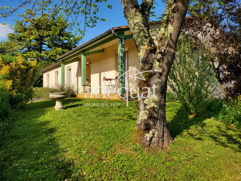Photo Maison à Champniers au prix de 258 500€