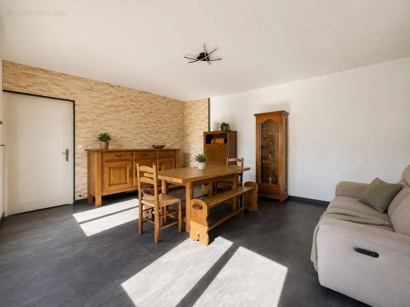 Photo Maison à Genay au prix de 169 000€
