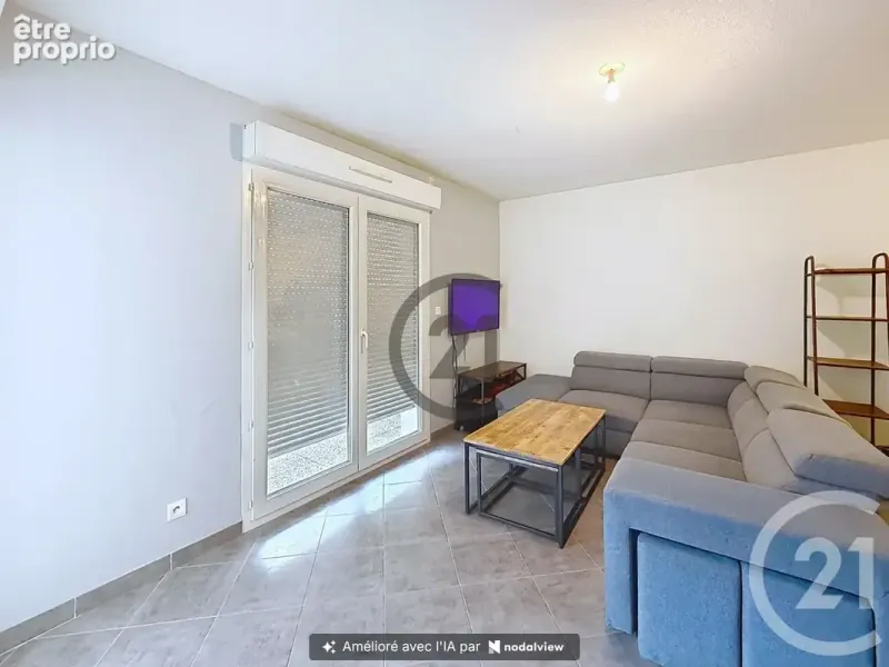 Photo Appartement à Saint-Julien-Les-Villas au prix de 100 000€