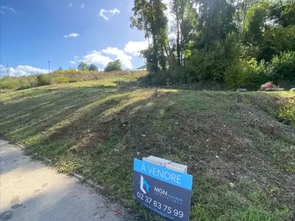 Photo Terrain à Nogent-Le-Roi au prix de 64 500€